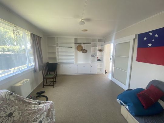 22 Reid Avenue,Hawera - Photo 1