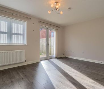 3 bedroom semi-detached house to rent - Photo 4