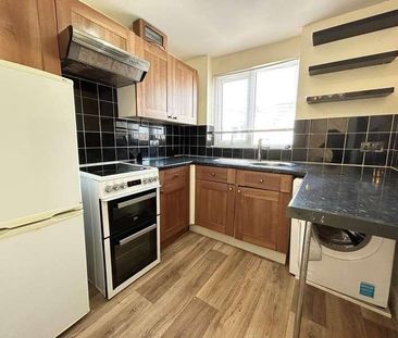 Seaford Court, Argyll Road, BH5 - Photo 2