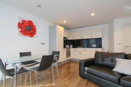 3 bedroom apartment to rent - Photo 2