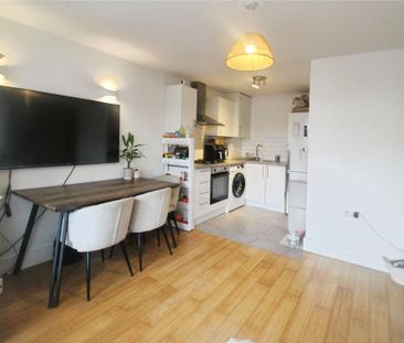 1 bedroom flat to rent - Photo 6
