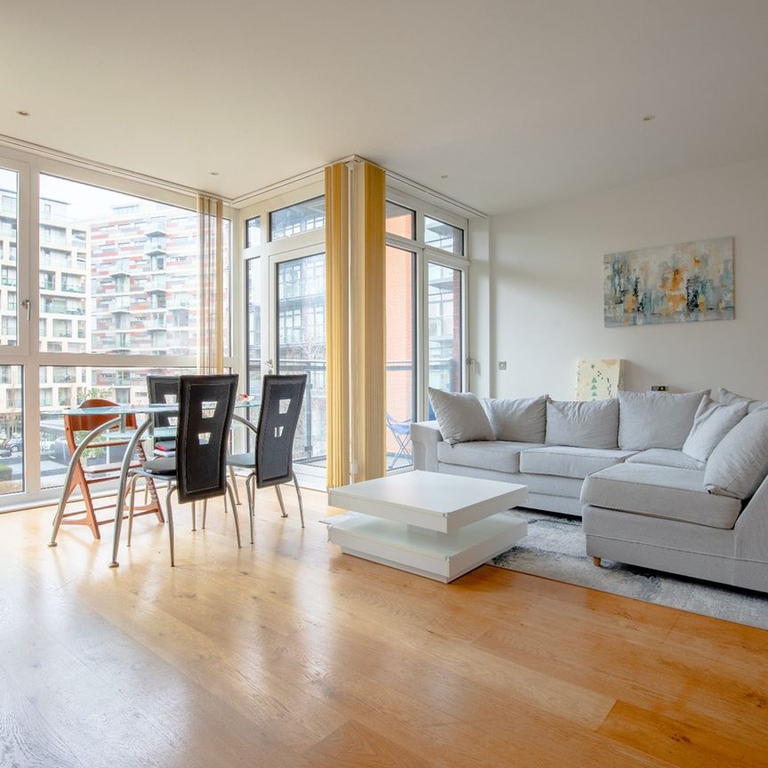2 Bed Flat, Hepworth Court, SW1W - Photo 1