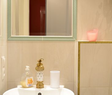 Stilvoll zu Hause: Charmante Wohnung mit Balkon - Video Online - Foto 3