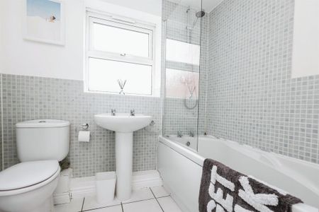 2 Bed Flat, Boundary Road, B23 - Photo 5