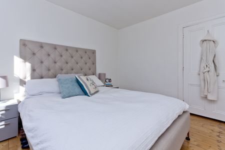 1 Bed Flat, Chattan Place, AB10 - Photo 5