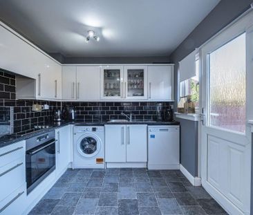 2 Bed End Terrace, Maukinfauld Court, G32 - Photo 5