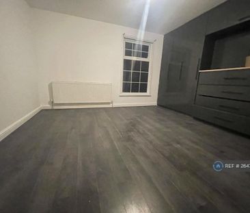 4 bedroom terraced house to rent - Photo 6