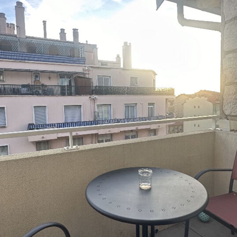 Appartement Nice 3 pièce(s) 64.6 m2 - Duplex terrasse en dernier étage - Photo 1