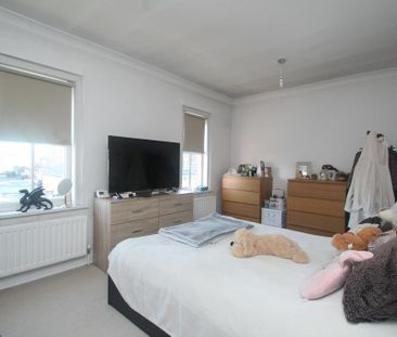 4 bedroom house to rent - Photo 3