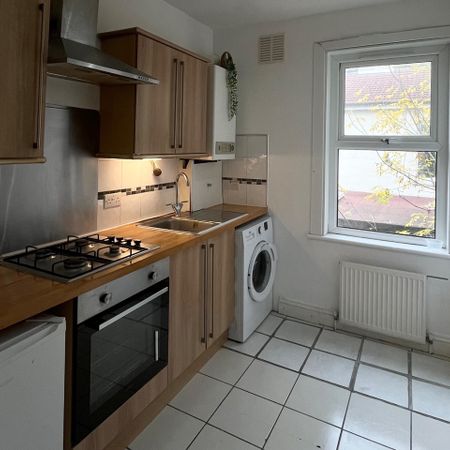 Studio Flat, Oakfield Road, CR0 - Photo 3