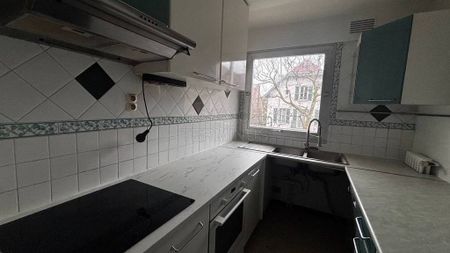 Location Appartement 3 pièces 61m² COURBEVOIE 92400 - Photo 3