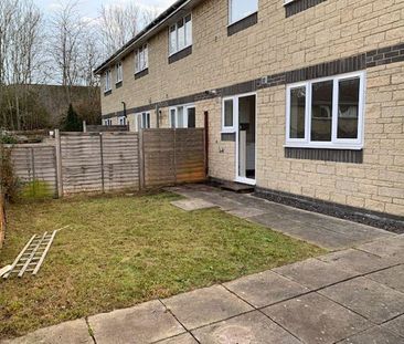 1 bedroom ground floor flat to rent - Photo 2