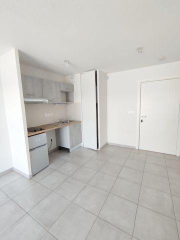 Location Appartement 2 pièces 40m² TOULOUSE 31200 - Photo 2