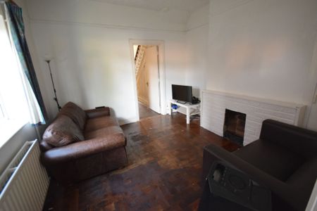 5 Bedroom House To Rent in Winton - £2,600 pcm Tenancy Info - Photo 5