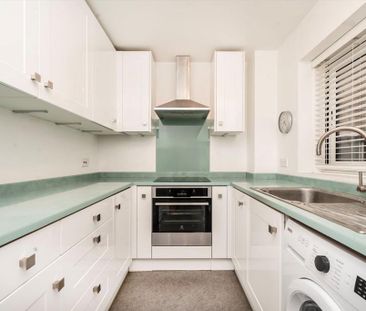 Studio to rent - Photo 5