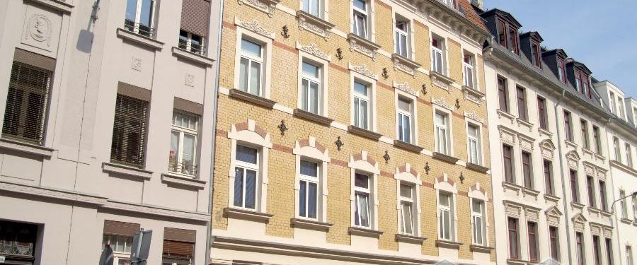 ** 2-Zimmer-Whg. mit Einbauküche und Balkon in Leipzig-Lindenau ** - Foto 1