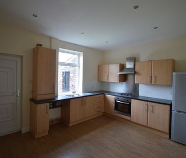 2 bedroom House To Let Total Size: 797 SQ FT - Photo 6