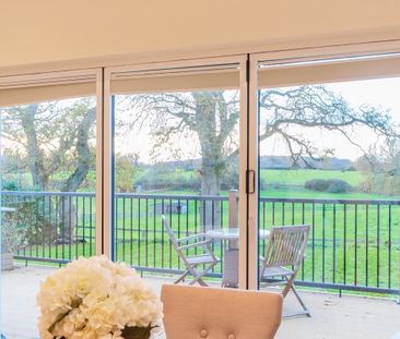 2 bedroom bungalow to rent - Photo 2