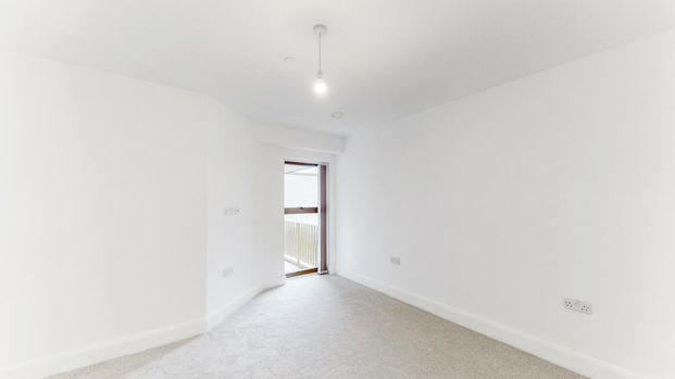 2 bedroom flat to rent - Photo 1