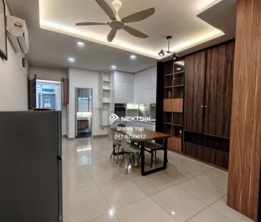 Twin Galaxy Residence - Photo 1