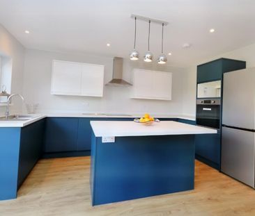 3 bedroom semi-detached house to rent - Photo 5