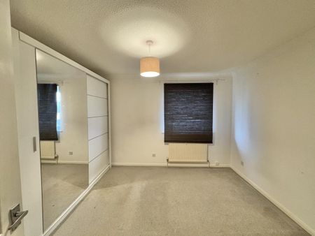 2 bedroom property to rent - Photo 3