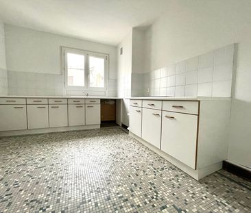 Location Appartement 4 pièces 78m² BREST 29200 - Photo 5