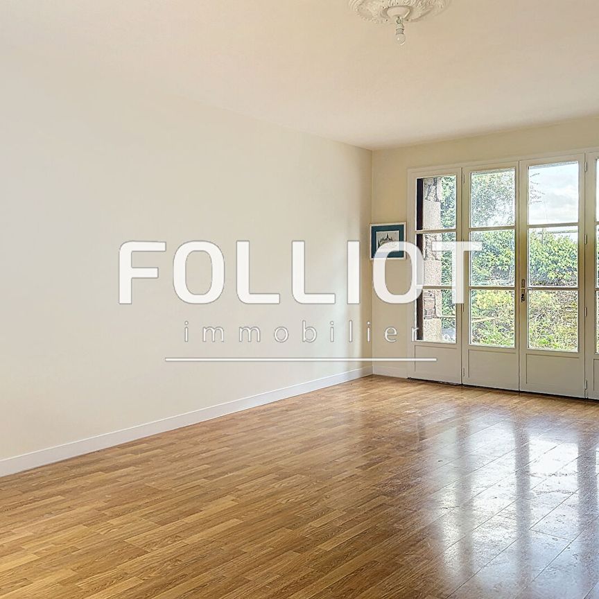 Maison Sougeal 6 pièce(s) 118.16 m2 - Photo 1