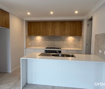 Four Bedroom Home in Huntlee for Lease! - Photo 6