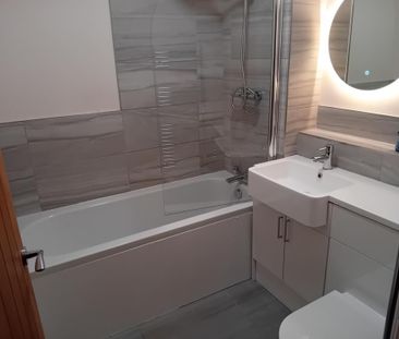 2 bedroom bungalow to rent - Photo 3