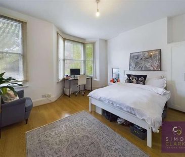 Isabella Road, Hackney, E9 - Photo 2