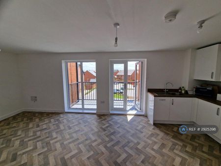 2 bedroom flat to rent - Photo 3