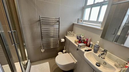 1 bedroom apartment to rent - Photo 4