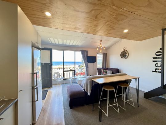 408 The Esplanade, Island Bay - Photo 1