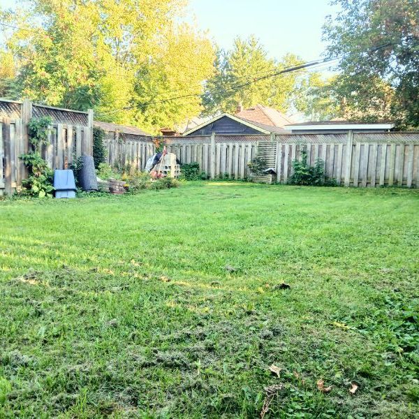 For Lease - 861 Cosburn Avenue Unit# Lower, Toronto, Ontario - Photo 1