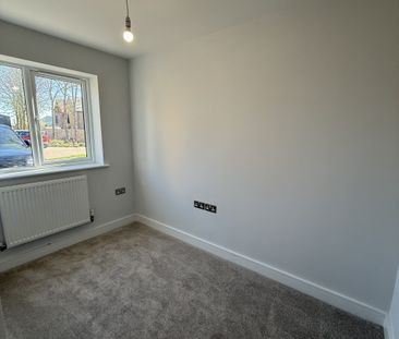 Olympus Close, Auckley, DN9 - Photo 3