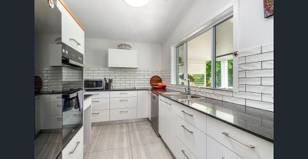 Feels Like Home - Photo 2