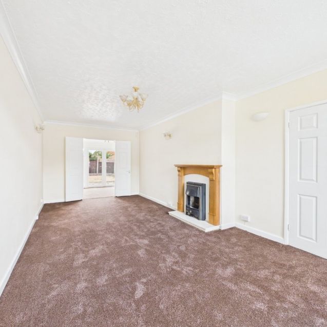 Hetherington Close, Slough, Berkshire,SL2 - Photo 1