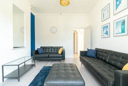 6 Bed Detached House, Cambridge Road, SO14 - Photo 2