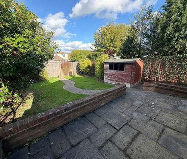 Southend Road, Hockley, SS5 - Photo 5