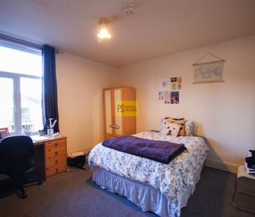 58 Tiverton Road - Photo 2