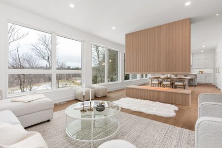 For Lease - 25 Deerhurst Highlands Drive, Huntsville, Ontario - Photo 2
