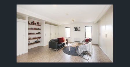 Spacious & Updated 3-Bedroom Home in a Handy Location - Photo 2