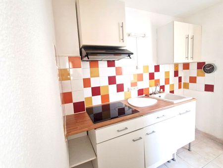 Location Appartement 2 pièces 39m² - Photo 3