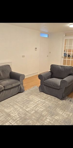 2 Bed Flat, Lovell Park Hill, LS7 - Photo 1