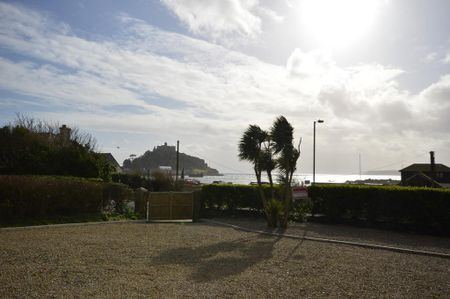 West End, Marazion - Photo 3