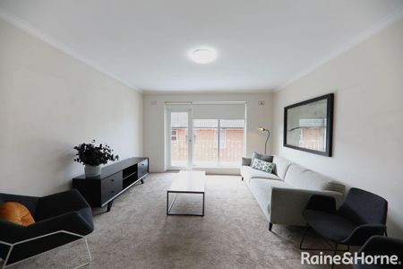 U/28-30 Addison Street, Kensington, NSW 2033 - Photo 3