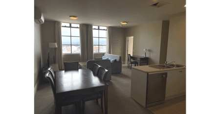 Live here and enjoy easy access to the CBD! - Photo 2