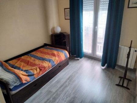 Location Appartement 3 pièces 83m² DINAN 22100 - Photo 4