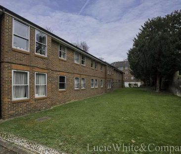 Meudon Court, Surbiton, KT6 - Photo 1